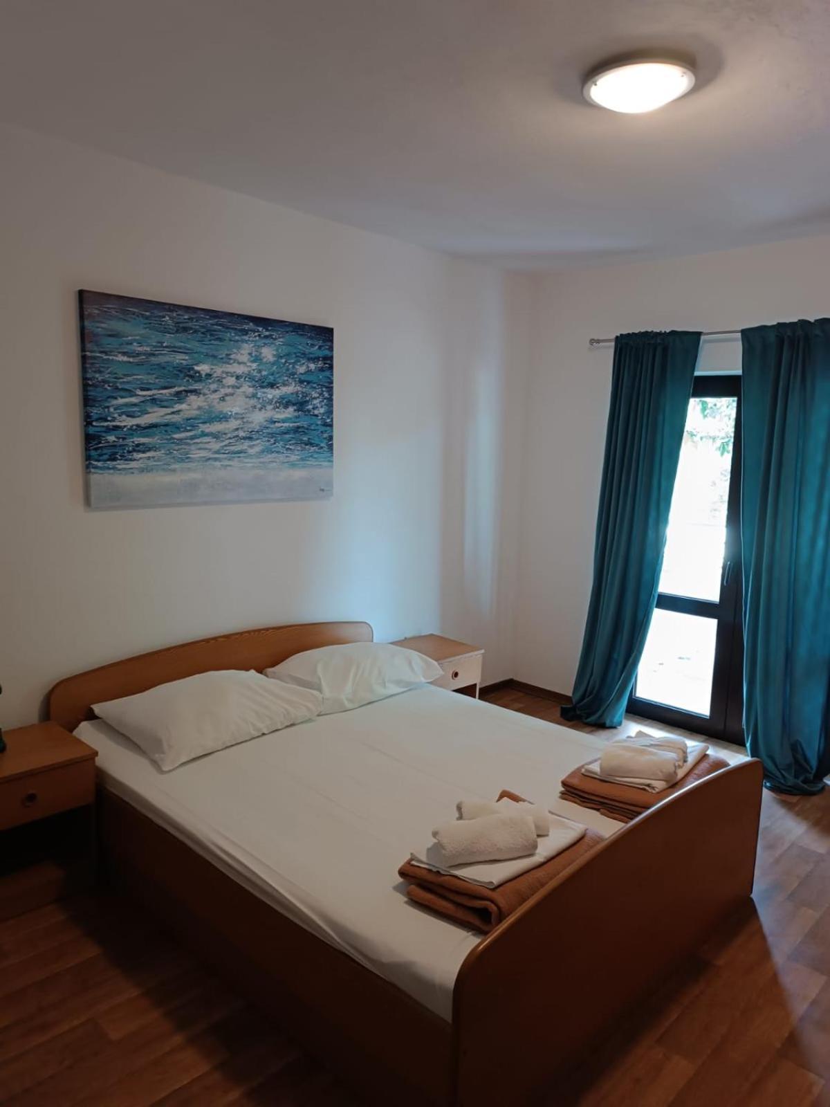 Legin Apartment Zivogosce Luaran gambar