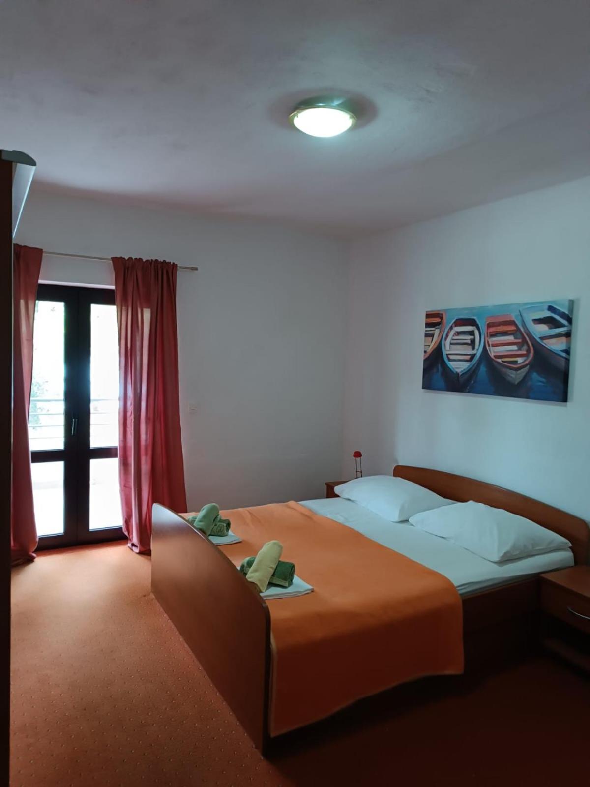 Legin Apartment Zivogosce Luaran gambar